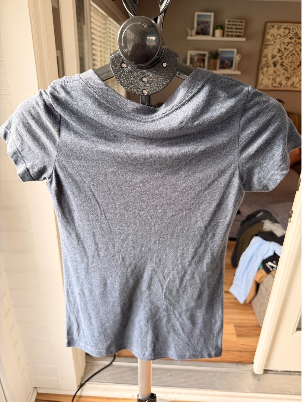 Next Level Apparel Texas Rangers Women's T-Shirt Size S Gray MLB Licensed - Picture 3 of 3